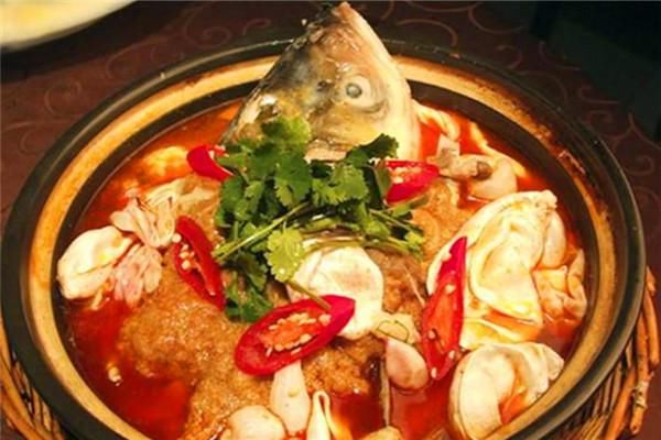 惊蛰节气吃成都过江鱼，鲜嫩味醇解馋过瘾，春季应季美食首选