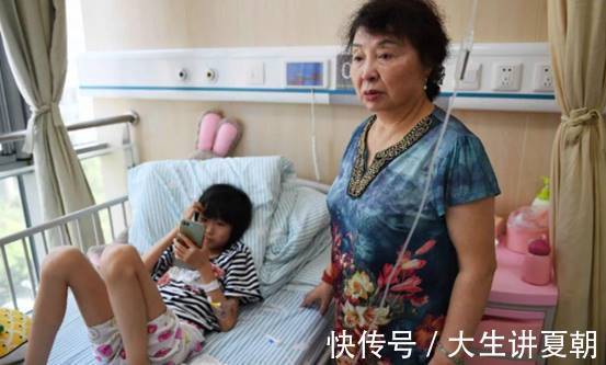 高龄|退休金过万,60岁失独母亲冒死生下双胞胎,10年过去,她却后悔了