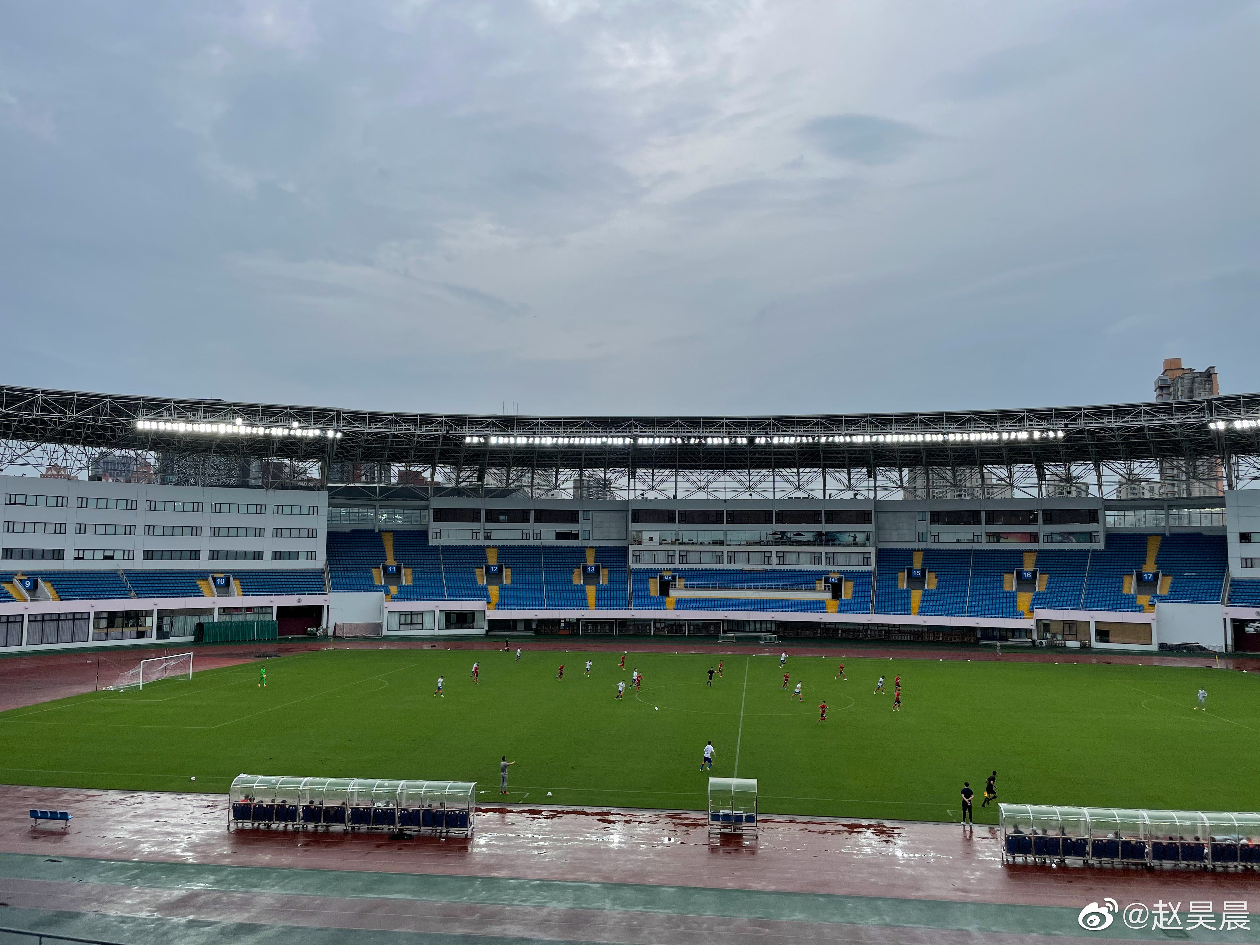 泰山|熱身賽：陳彬彬楊世元齊破門，上海海港2-0殘陣山東泰山