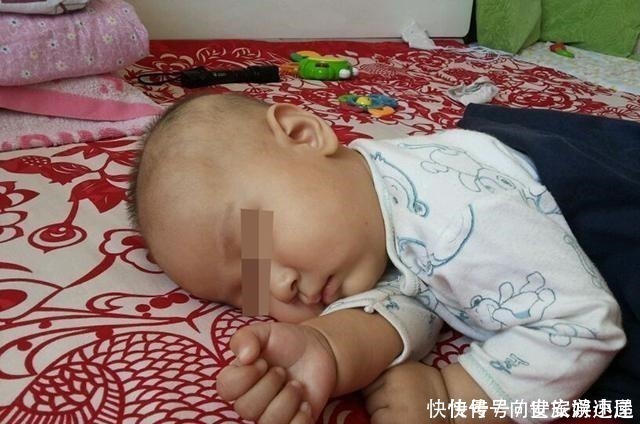 脊椎|为了让孩子睡出饱满后脑勺,从未枕过枕头,医生会损害颈椎发育