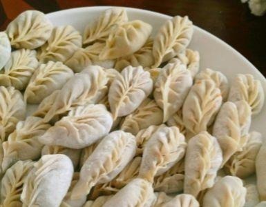 饺子做好后别直接放冰箱，教你简单2招，不粘连不开裂能放1个月！