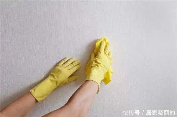白色的墙面|家里的白墙脏了怎么清理?教你这些小妙招,轻松变白还省钱!