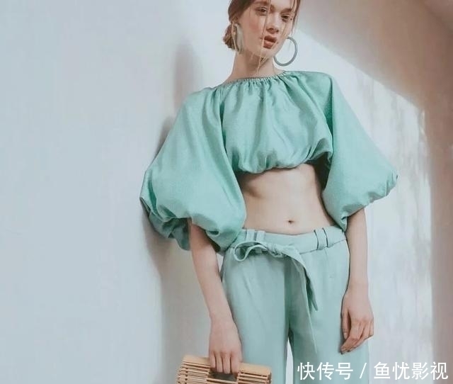 穿“绿”需谨慎,今年流行穿“薄荷绿”,时髦显白还提气质
