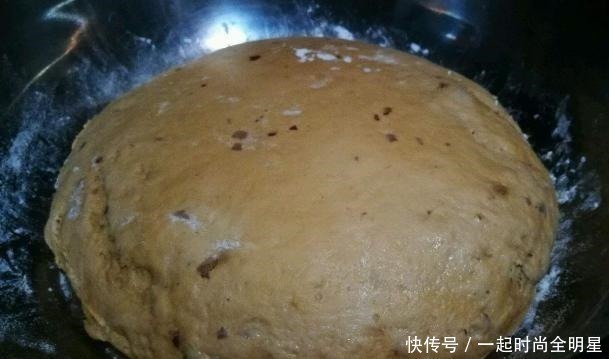 红糖|我家每周都要吃一次它,满满都是料,常吃补气血,气色好更显年轻