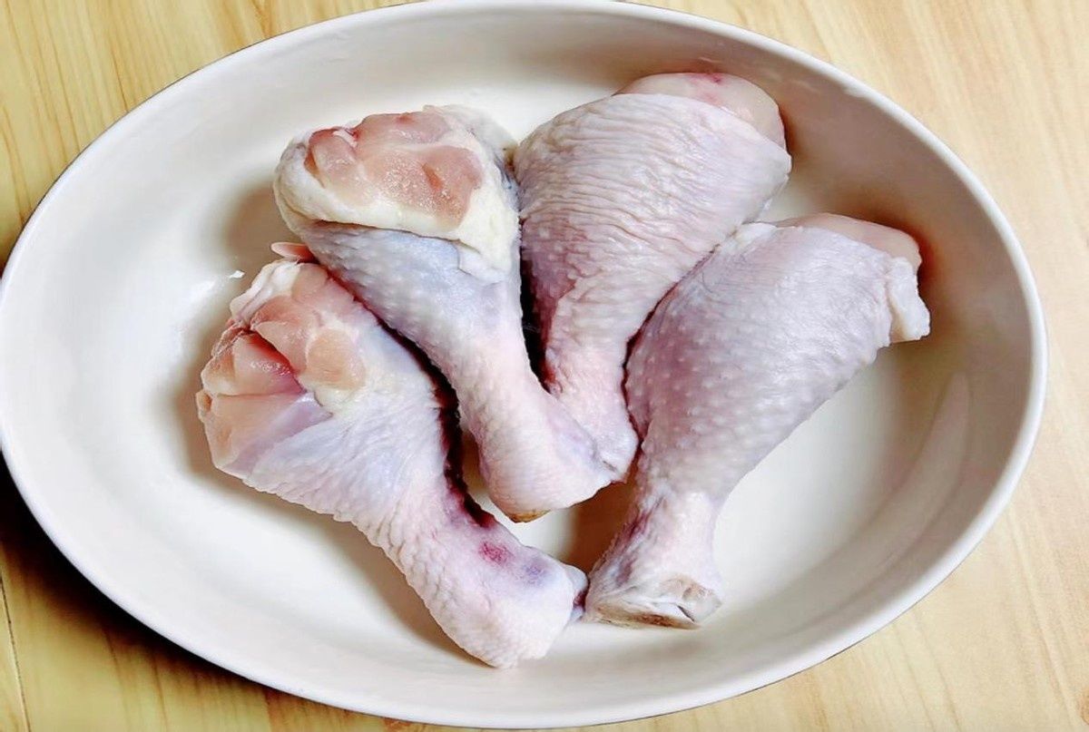 无油香菇鸡腿饭，好吃又营养，香气诱人！超级美味