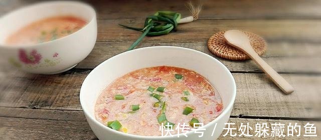 暖胃早餐必备西红柿疙瘩汤,口感细腻柔软,酸酸的超开胃!