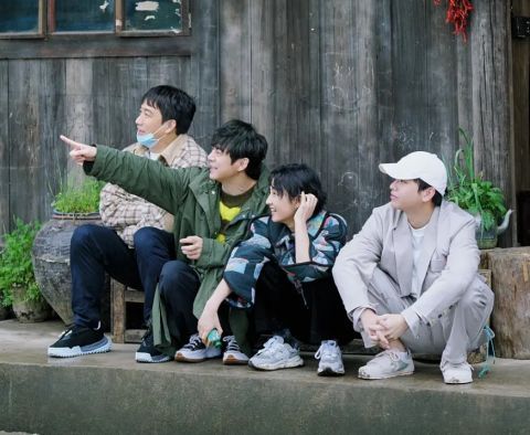 跑男|三部王牌综艺一起收官，《向往5》拿下第一，《跑男9》评分输得彻底