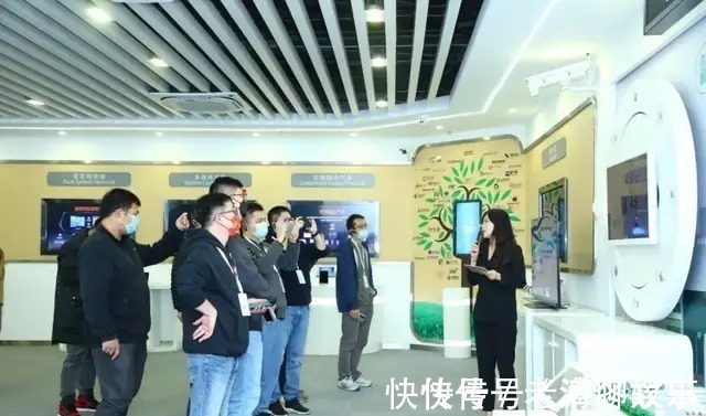 cpe|长期主义者眼中的5G:一端是产品,一端是产业