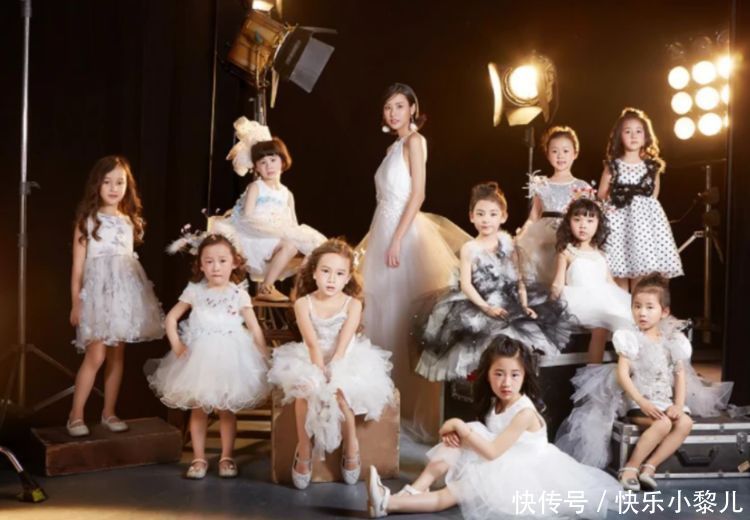 坏人|5岁“超惨童模”,每天一顿饭还没肉,妈妈故作心痛:你不能长高