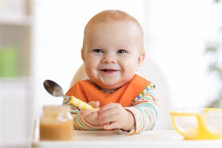 蛋清|家有宝宝的要注意孩子1岁前不要吃5种辅食，影响生长发育