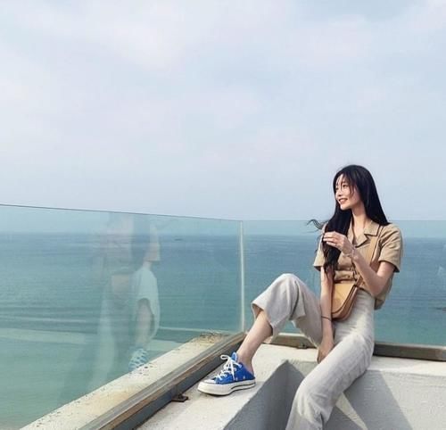 为什么日本女生皮肤不开美颜也很好？她们坚持4件事，真挺细节的