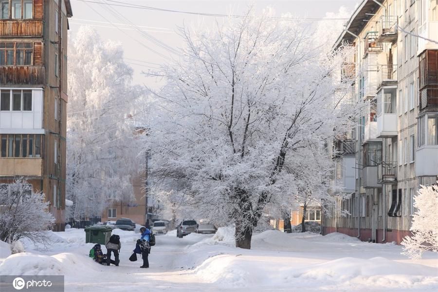 人民网|俄罗斯克麦罗沃成冰雪世界