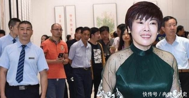 于丹的国学水平,究竟如何?老梁的解释略显肤浅,陈丹青揭露本质