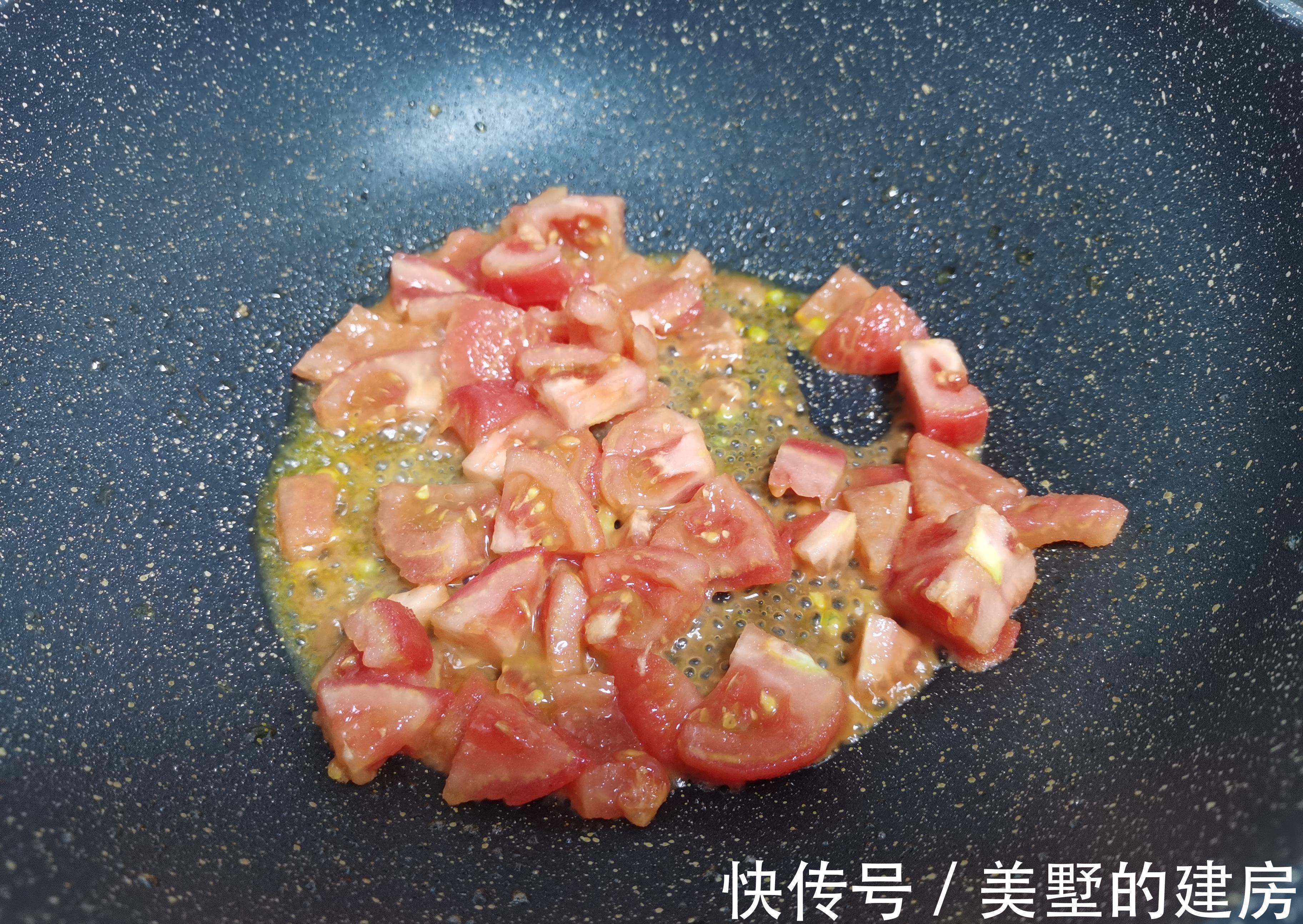 面条|早餐这样做好吃又营养，成本不足5块钱，8分钟搞定，怎么吃也不腻