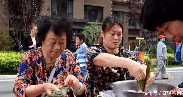 “你剁肉吵我小孙子午睡了!”奶奶上门质问,却遭邻居霸气回怼
