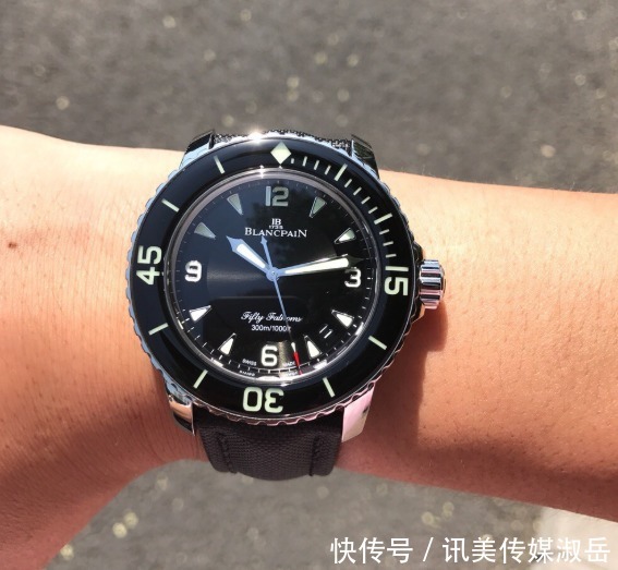 潜水表|十万左右,劳力士黑水鬼和宝珀老款五十噚,怎么选