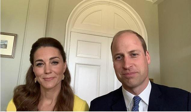 亮相|凯特王妃一袭黄裙亮相,皮肤白皙又减龄,撞色王室成员也不输