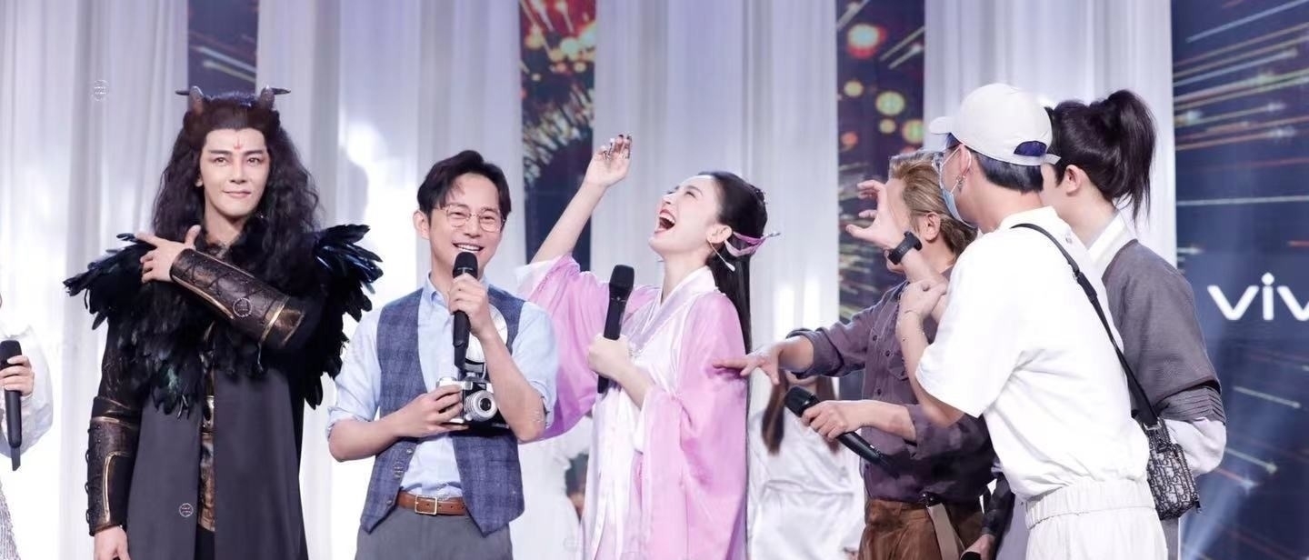 丁程鑫|张雨绮走了,谢娜还没回来,《快乐大本营》请了两位“娜姐”做客