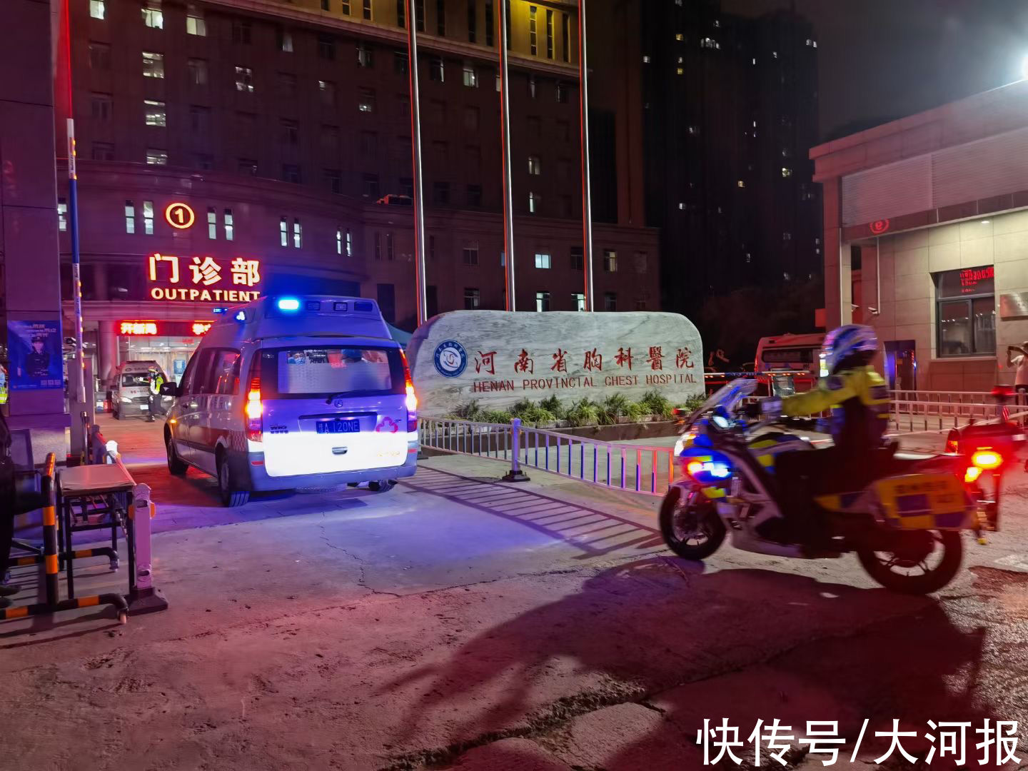 护航|千里转运先心病患儿的背后：河南4地交警上演爱心“接力赛”，怕惊扰患儿警笛声调最小