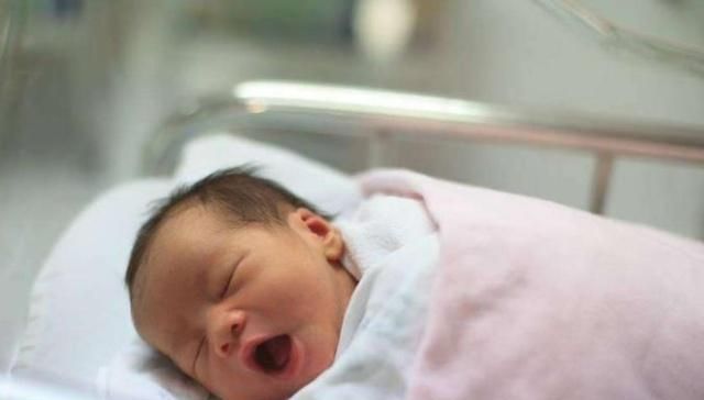 妈妈|宝宝一出生,报出的“体重”有这2个作用,很多妈妈还不知道