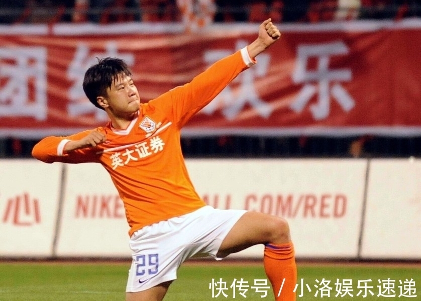 武汉队|“菜鸟教练”李金羽的取胜之道:用活蒿俊闵、激活黄紫昌