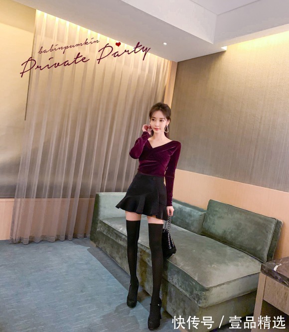 洋裙|女神孙允珠高清时尚搭配:葡萄汁露斜衩娇可俏美小洋裙