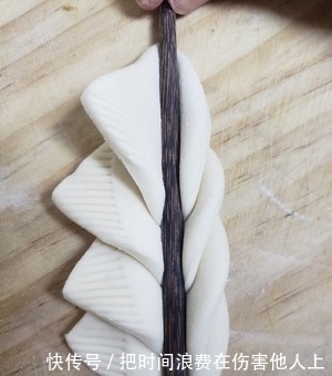 枣花馒头的做法,简单又好吃