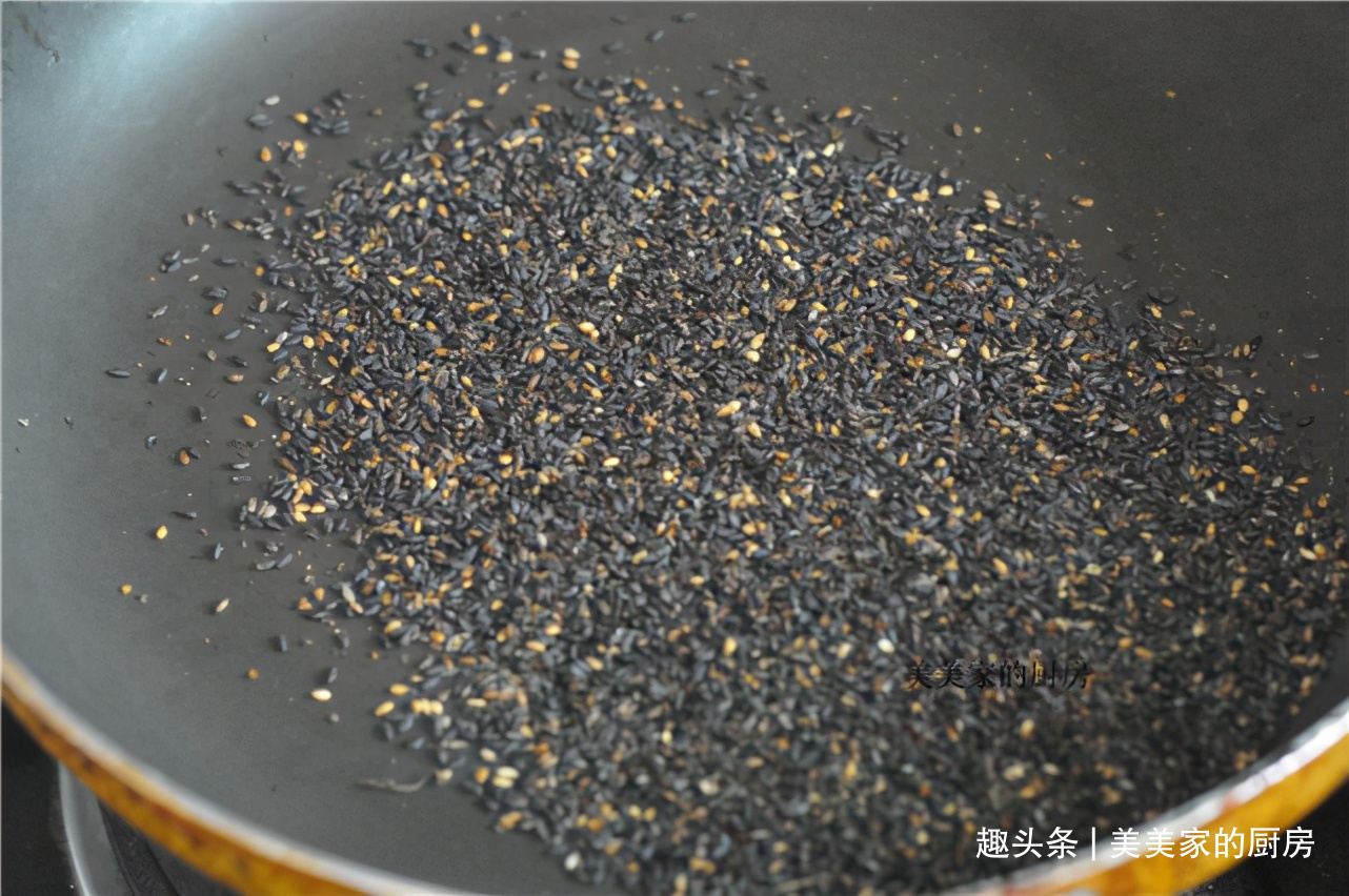 入夏我一周吃3回，2元1斤维C高，买来洗净一蒸，太开胃了