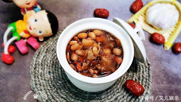 蒂间|妈妈每天用“它”做早餐,60岁年龄40岁容貌,肤白还有弹性!