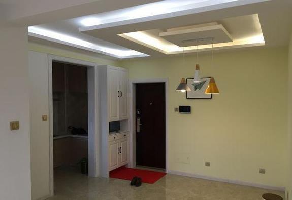 烤漆面|老公坚持餐厅不做柜子,原来用吊兰做隔断可以这么漂亮,学到了