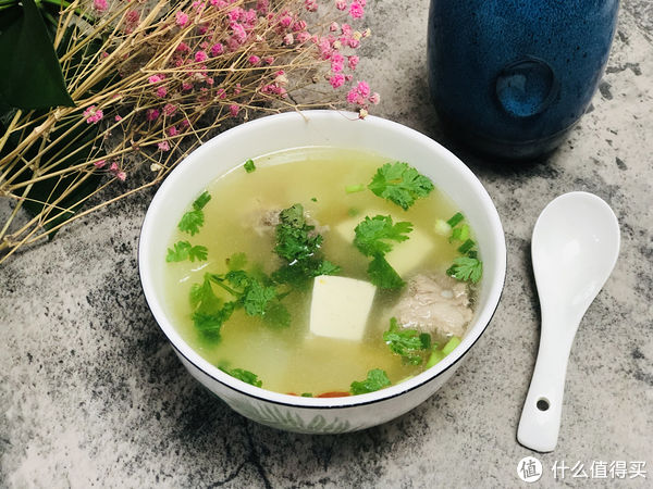 肉汤|做冬瓜排骨汤时，牢记“1泡3不放”，肉香汤鲜，关键还没腥味儿