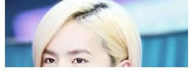 王源暂时还不能考主持人证,王一博学历不够没法考,主持人变嘉宾