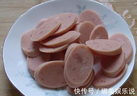 小青菜|用挂面做炒面,别只会煮面条,牢记1个技巧,面条不坨,根根分明