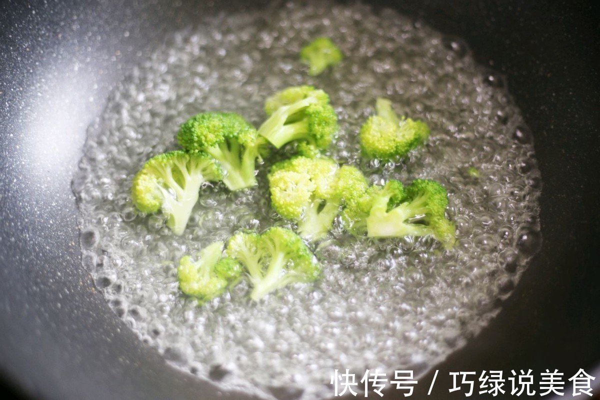 孩子不爱吃饭，试一试这道饭团，营养丰富，让孩子爱上吃饭