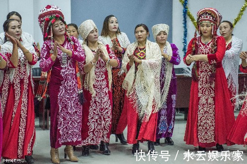 克州|夜宿帕米尔高原牧民家，吃“牛粪饼”睡通铺，是我终生难忘的旅行