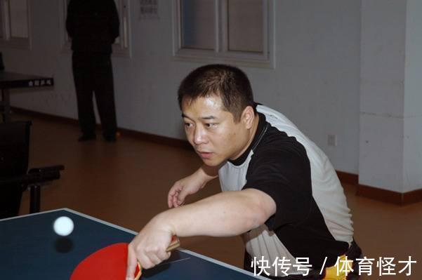 巴塞罗那奥运会|晋升少将迎娶乒乓美女,带领国乒走出困境,王涛的级别待遇怎么样