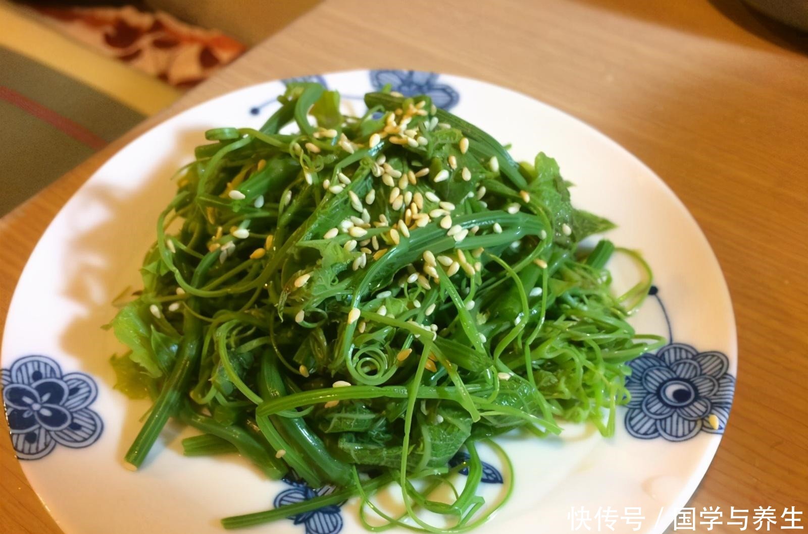 清脆|秋天遇到不手软,口感清脆爽口,瘦身好食材!