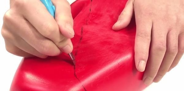 洗衣液空瓶扔掉等于在扔钱切几刀放在厨房,全家人都要抢着用