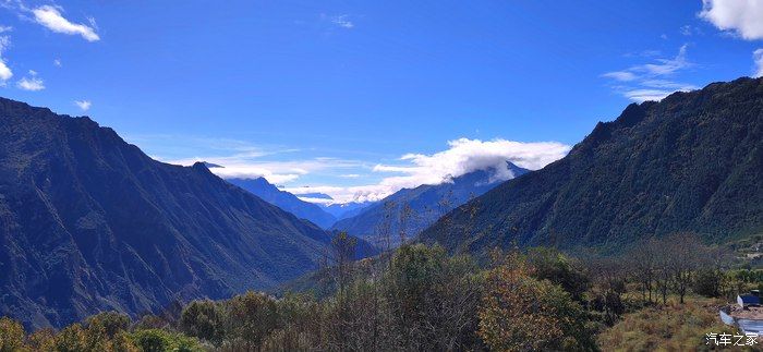 中年|单车单人从北京出发去川西看雪山之六雅拉神山下的藏寨