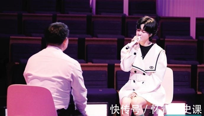 《向你致敬》:一位歌手只為一個英模演唱