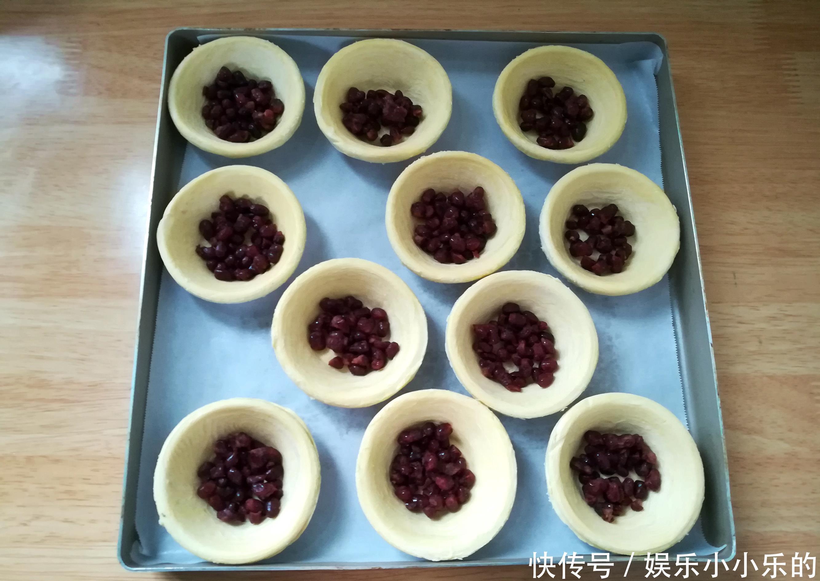 烤蛋挞,加淡奶油不如加它,好吃又实惠,一出炉孩子连吃5个