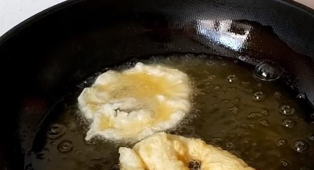 鸡蛋|我家面粉从不蒸馒头,加1个鸡蛋,筷子一搅,出锅给肉不换,真香