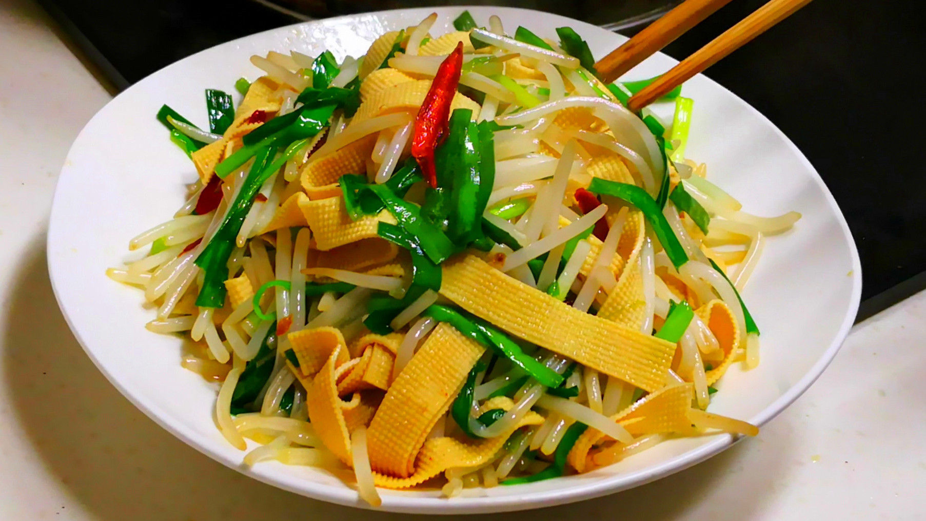 入冬后,3样素菜要多吃,一起烹饪营养高,3块钱做一盘,比肉香