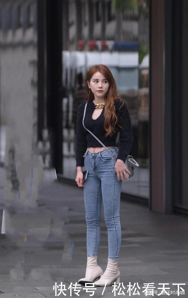 女人|适合30岁女人的穿搭,浅蓝色牛仔裤+高跟短靴,大气不失优雅!