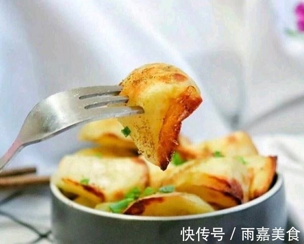 这菜一年四季都便宜,我家一买就8斤,维C是苹果10倍,全家爱吃