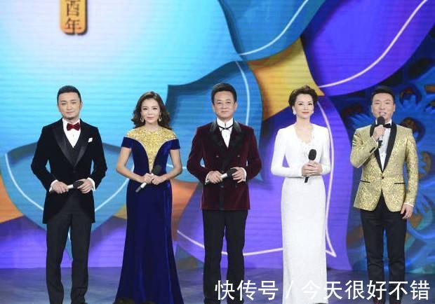 朱軍,終于在央視復(fù)出了,57歲精神煥發(fā)精神飽滿