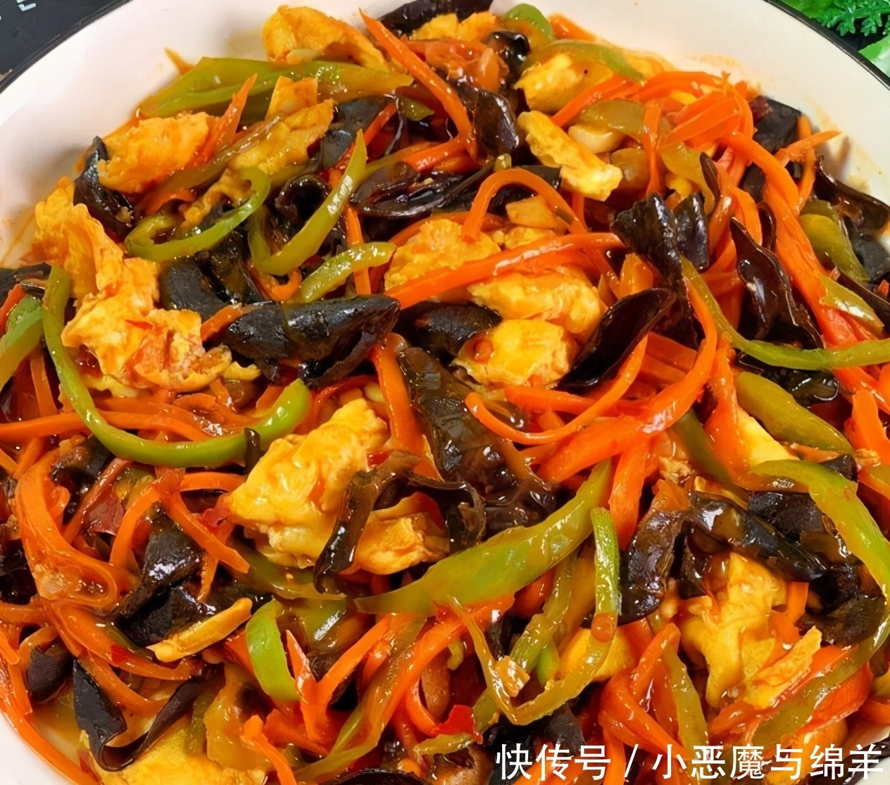 饭量|鸡蛋换种做法比肉香,平时半碗饭量,现在吃两碗,汤汁儿是关键
