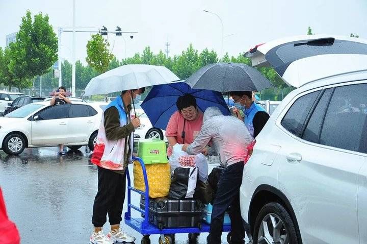 鲁医|遇见鲁医 遇见更好的自己！齐鲁医药学院喜迎2021级新生