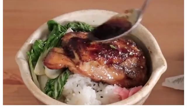 爱做饭的芋头，视频被质疑抄袭猪侨，粉丝力挺反被放鸽子