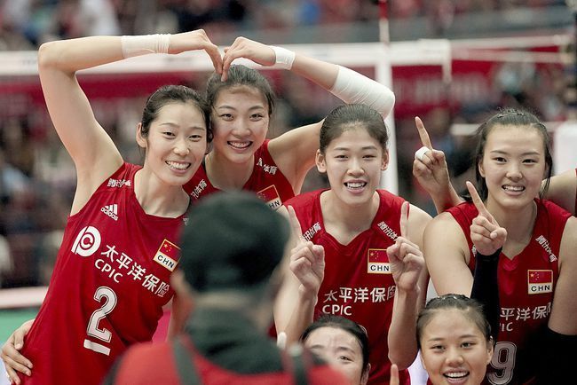 中国女排|排球协会放弃东道主特权，无视女排成绩和目标，实属让人担忧